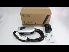 Installation facile de station de charge fixée au mur intelligente monophasé 220V EV